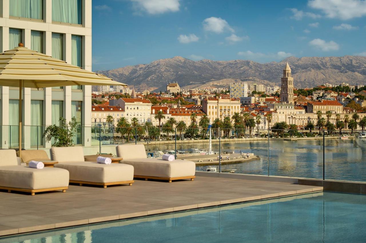 Hotel Ambasador 스플리트 외부 사진 View from the hotel