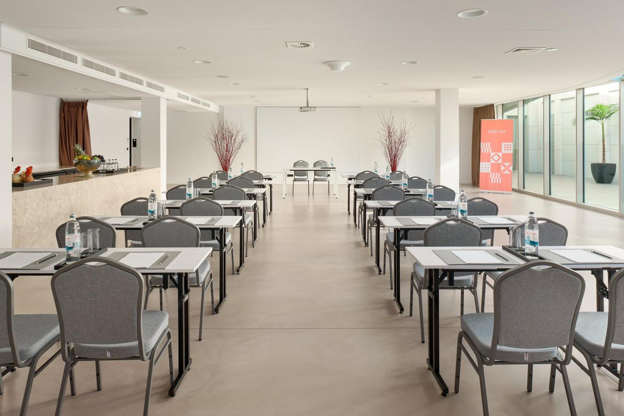Hotel Ambasador 스플리트 외부 사진 Meeting room